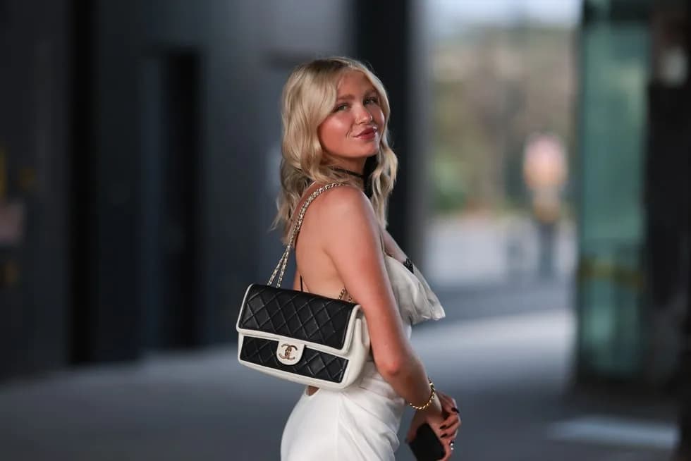 Najlepsze outfity na urodziny: styl i komfort na każdą okazję