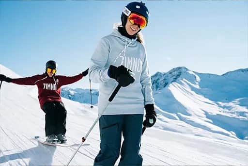 Jak się ubrać na narty, aby uniknąć zimna i cieszyć się jazdą