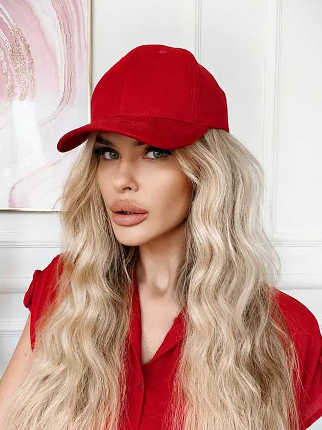 Jakie czapki z daszkiem są modne? Odkryj trendy na jesień i zimę